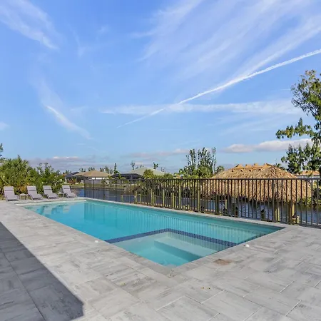 Impeccable Gulf Access, Dock W/Tiki Bar, Outdoor Kitchen,And And And - Villa Nautical Paradise